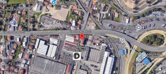 3 rooms Apartment in La Spezia, Italy No. 93849 3