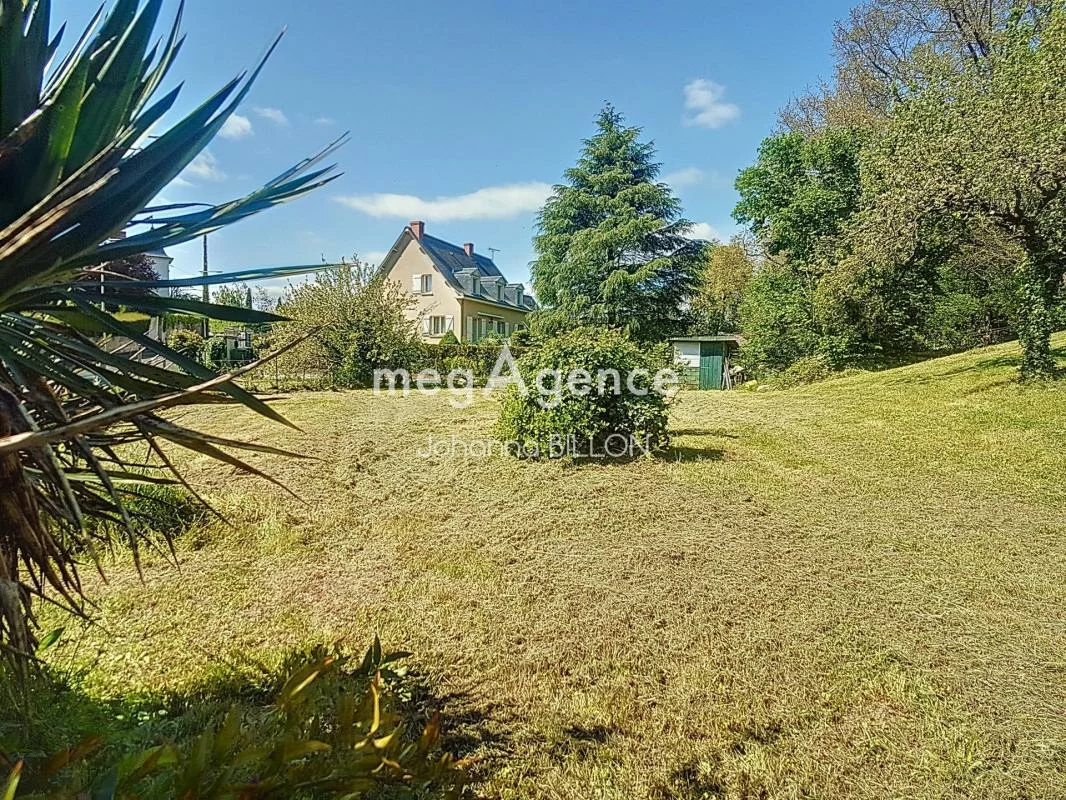 513m² Land in Joue-les-Tours, France No. 50367