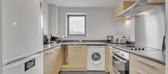 2 bedrooms Apartment in London, United Kingdom No. 7851 4