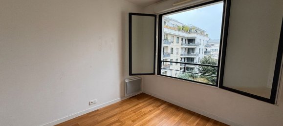 Apartamento de 2 dormitorios en Issy-les-Moulineaux, France No. 139858 8