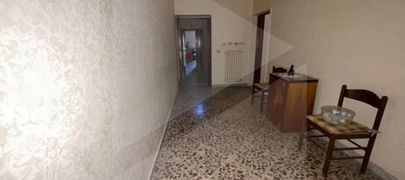 3 rooms Apartment in Andria, Italy No. 9288 4