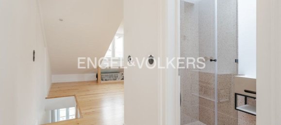 Дуплекс с 3 спальнями в Лиссабон, Португалия № 10367 32