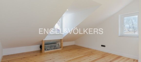 Дуплекс с 3 спальнями в Лиссабон, Португалия № 10367 25