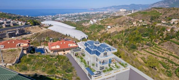 Villa 5+1 in Kargicak, Turkey No. 8544 8