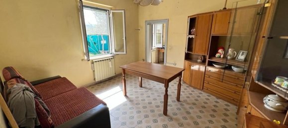 3غرفة منزل في Campello sul Clitunno, Italy رقم 73749 6