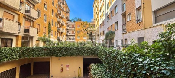 1 bedroom Apartment in Milan, Italy No. 341023 9