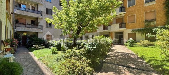 1 bedroom Apartment in Milan, Italy No. 341023 3