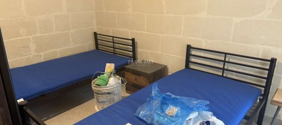 4 bedrooms Maisonette in Xghajra, Malta No. 11499 2