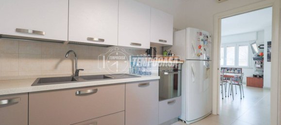 Квартира с 3 спальнями в Римини, Италия № 69630 8