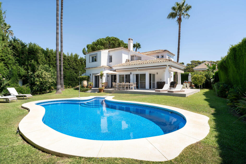 5 chambres Villa à Marbella, Spain No. 202060
