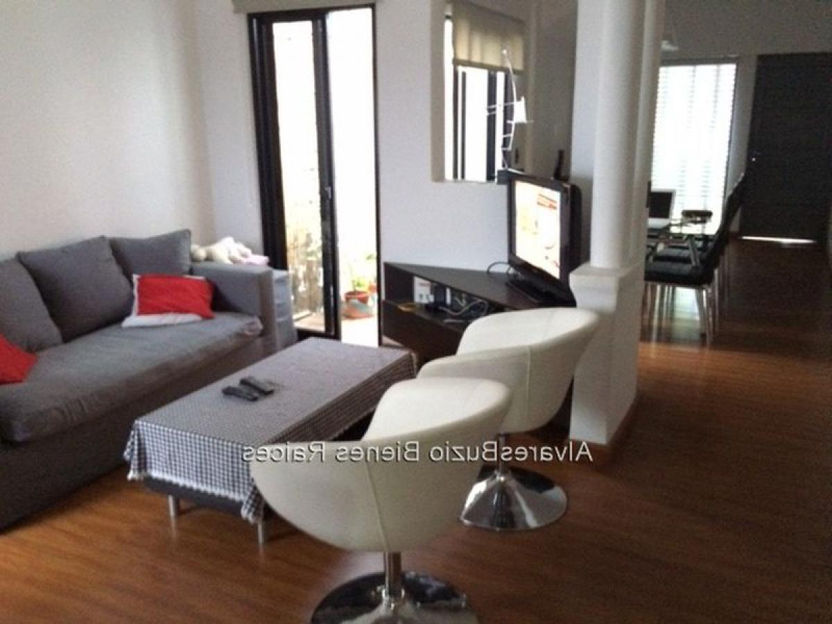 Apartamento de 3 dormitorios en Montevideo, Uruguay No. 12185