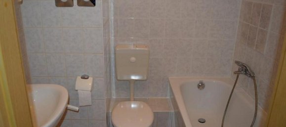 30 rooms Building in Plauen, Germany No. 20088 16