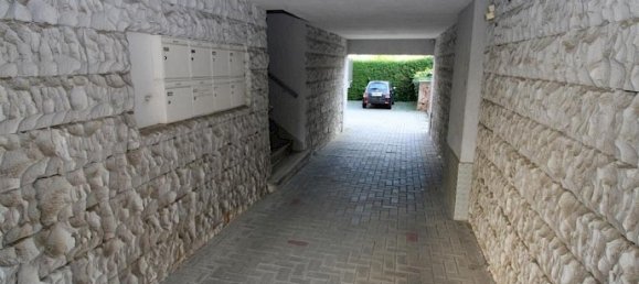 30 rooms Building in Plauen, Germany No. 20088 6