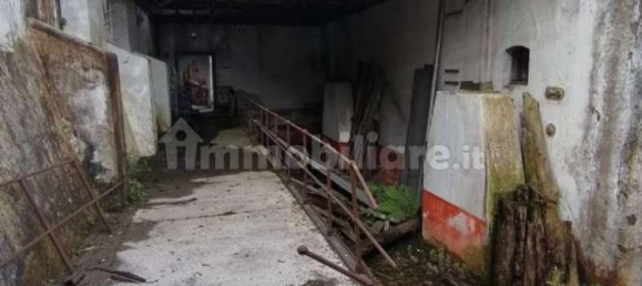 1298m² Commercial property in Casnigo, Italy No. 272771 3