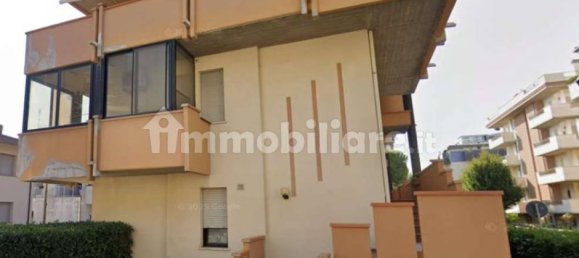 3 rooms Apartment in Rimini, Italy No. 14372 3