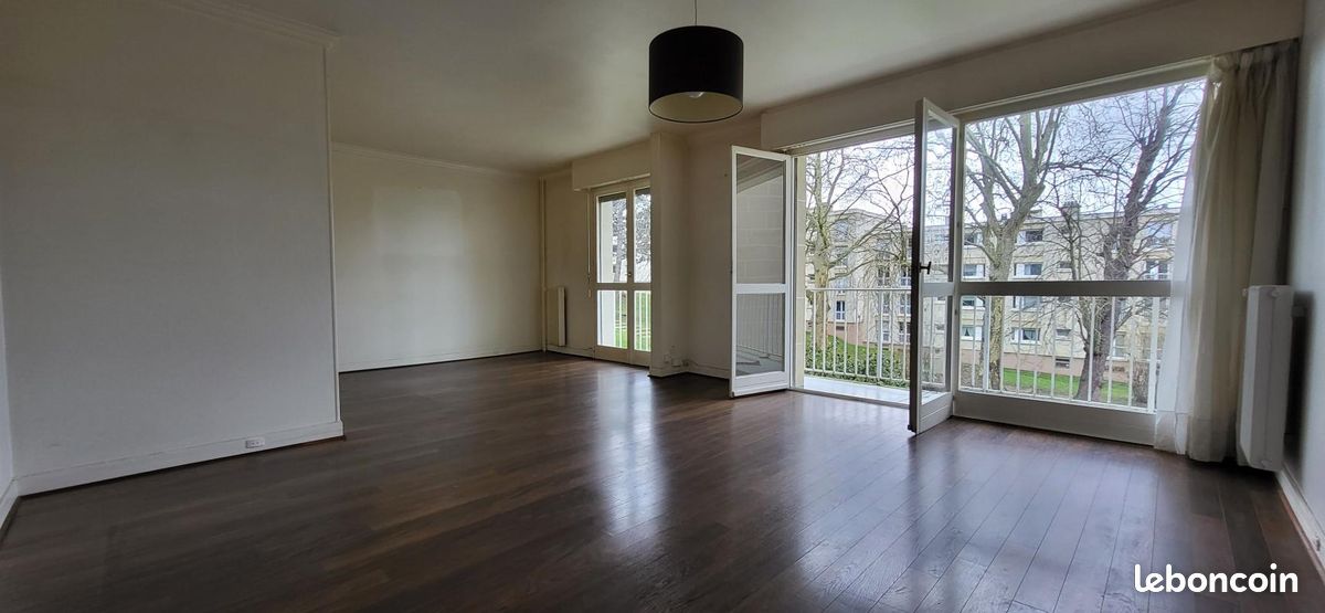 4 bedrooms Apartment in Chambourcy, France No. 185500