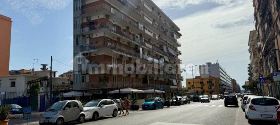 2 bedrooms Apartment in Naples, Italy No. 329740 18