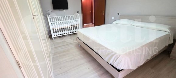 Apartamento T4 em Assisi, Italy N.º 318698 18