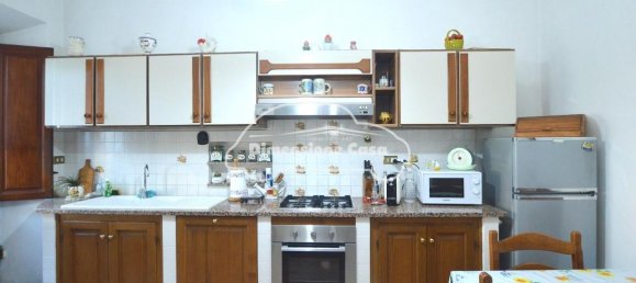 Casa de 9 habitaciónes en Lucca, Italy No. 29639 13