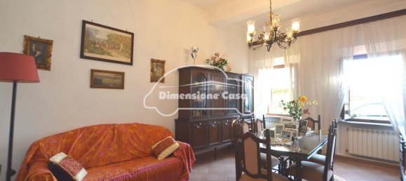 Casa de 9 habitaciónes en Lucca, Italy No. 29639 10