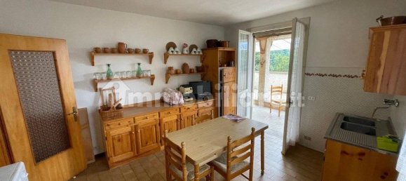 2 bedrooms Apartment in Casina, Italy No. 321887 4