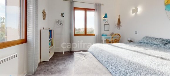 6 Schlafzimmer Haus in Charente-Maritime, France, Nr. 357455 13