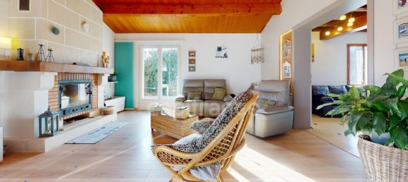 6 Schlafzimmer Haus in Charente-Maritime, France, Nr. 357455 7