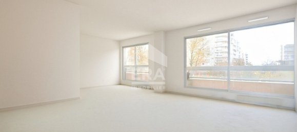 4غرفة شقة في Issy-les-Moulineaux, France رقم 149048 2