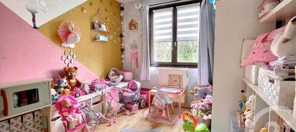 3 bedrooms House in Sezanne, France No. 88944 6