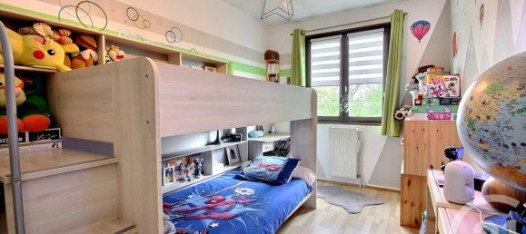 3 bedrooms House in Sezanne, France No. 88944 7