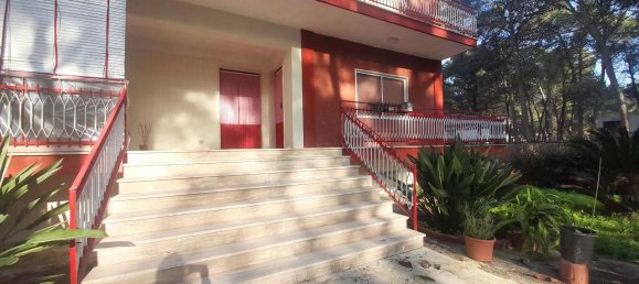 7 rooms Villa in Castellaneta, Italy No. 36717 6