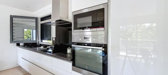 2 bedrooms Apartment in La Rochelle, France No. 303627 5