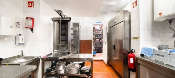  عقار تجاري في Caldas da Rainha, Portugal 120متر مربع رقم 68153 11