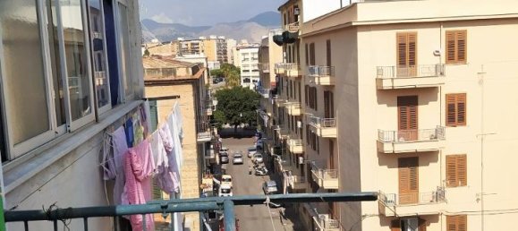 Apartamento de 3 habitaciónes en Palermo, Italy No. 13693 11