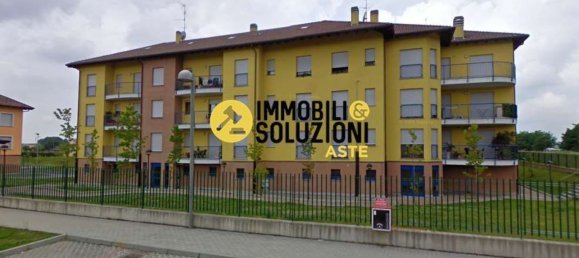 Apartamento de 4 divisões em Oleggio, Italy N.º 7482 2