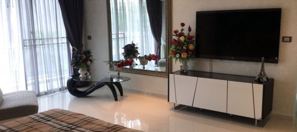 1 bedroom Condo in Pattaya, Thailand No. 765 9