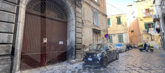 Studio in Naples, Italy, Nr. 19623 13