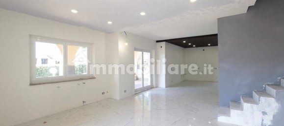 3 bedrooms Villa in Genzano di Roma, Italy No. 371201 24