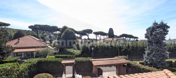 3 bedrooms Villa in Genzano di Roma, Italy No. 371201 45