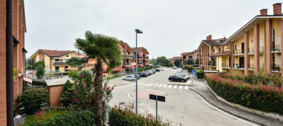 2 rooms Apartment in Carmagnola, Italy No. 133487 2