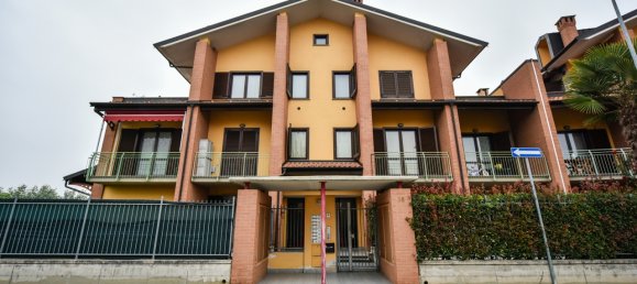 2 rooms Apartment in Carmagnola, Italy No. 133487 5