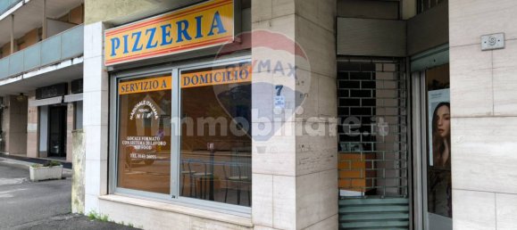 2غرفة عقار تجاري في Borgosesia, Italy رقم 259824 6