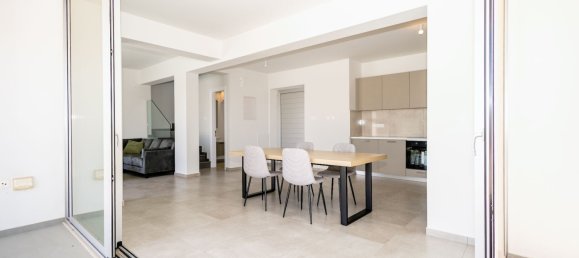 3 bedrooms Villa in Paralimni, Cyprus No. 5658 10