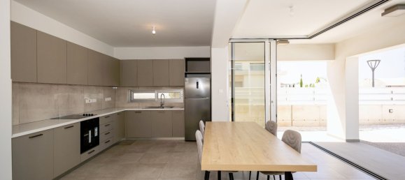 3 bedrooms Villa in Paralimni, Cyprus No. 5658 5