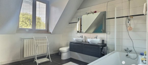 5 غرف نوم منزل في Roncq, France رقم 159374 8