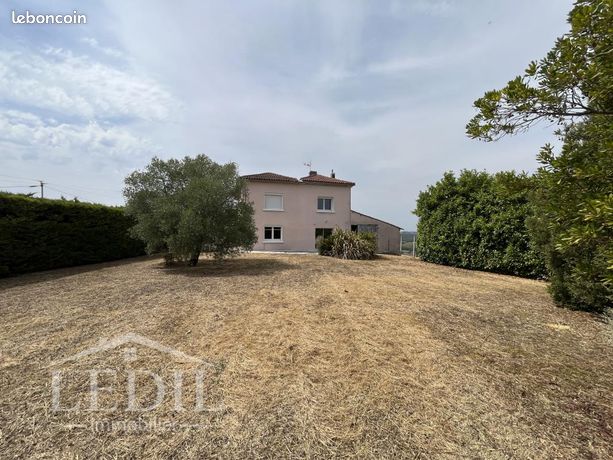 4 chambres Maison à Condom, France No. 363335