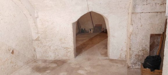 Edificio de 4 habitaciónes en Castellana Grotte, Italy No. 25864 21