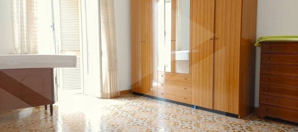 Edificio de 4 habitaciónes en Castellana Grotte, Italy No. 25864 12