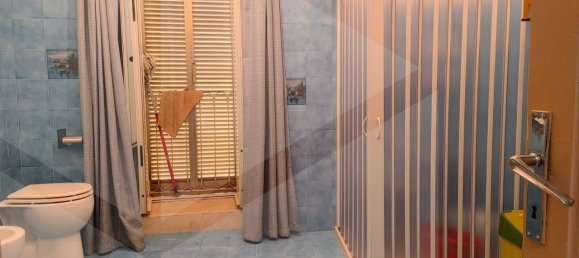 Edificio de 4 habitaciónes en Castellana Grotte, Italy No. 25864 16