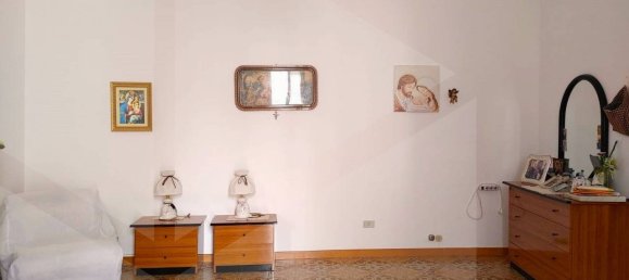 Edificio de 4 habitaciónes en Castellana Grotte, Italy No. 25864 11